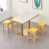 Table basse rectangulaire en marbre de luxe léger pour hôtels et maisons d'hôtes; Table d'appoint créative, table de chevet moderne