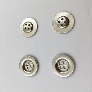 Ưa thích bốn lỗ kim loại nút cho quần áo may nút <span class=keywords><strong>Snap</strong></span> Nút cho quần áo - Product Image 5