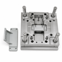 Support de montage pour boîtier de gestion de câbles en acier sur mesure, moulage par injection, fabricant OEM ODM, moule pour produit d'éclairage de scène