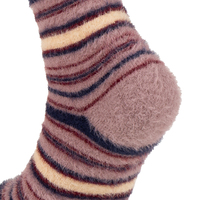 Wadenlange Retro Farbblock-Streifen Samt Crew-Länge Nerz-Logo Socken Atmungsaktiv Gestrickt Täglicher Gebrauch für den Winter