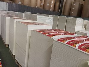 Lámina de Cartón Recubierta de PE de Grado Alimenticio, Logotipo Personalizado, Capa Simple o Doble, Cartón de Papel Pergamino de 80g para Empaque de Tazas de Té - Product Image 2