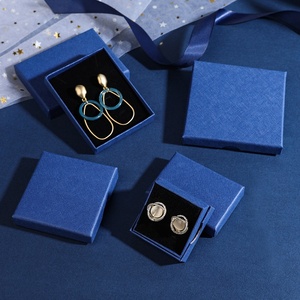 Boîte à bijoux fine carrée gaufrée bleu roi pour bagues, boucles <span class=keywords><strong>d</strong></span>'oreilles et colliers, avec logo imprimable et couvercle Ciel et Terre - Product Image 4