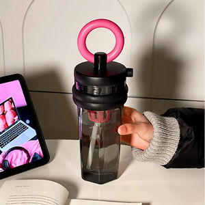 700ML grande capacité créative paille tasse Portable en plastique tasse d'eau thé séparation bouteille d'eau - Product Image 1