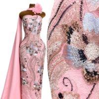 Tissu en dentelle perlée brodé floral exquis 2026 pour robe de mariée et de banquet, matériau personnalisé