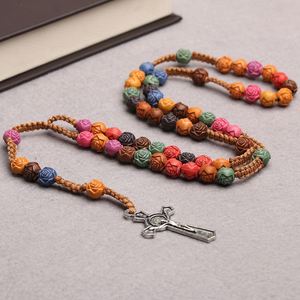 Collier religieux coloré avec breloque chapelet, perles en plastique de 10 mm, croix en alliage, perles de prière chrétiennes Jésus pour le catholicisme - Product Image 2