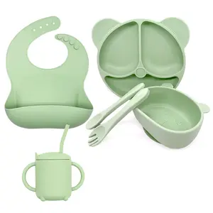 BPA Free Silicone Baby Feeding Plates Set Weaning Bib Bear Shape Bowl Training Babi Tableware Kids Dining Set