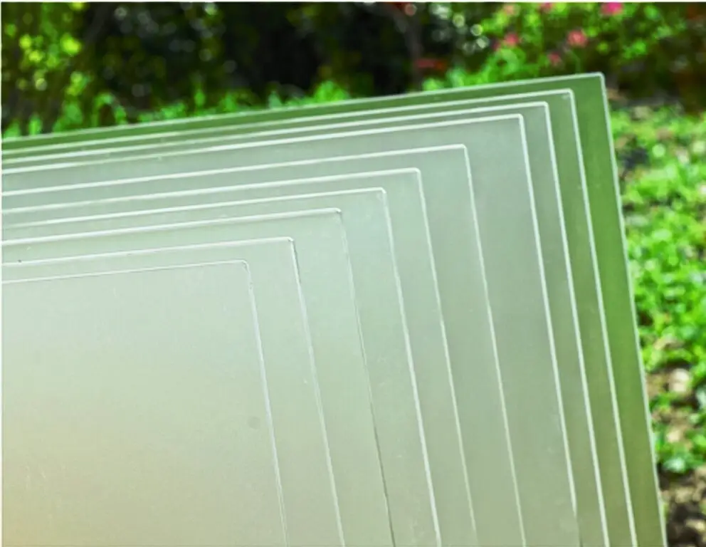 Tempered Ultra Clear Low Iron Glass for Solar Panel Toughened Photovoltaic Glass Sheets for Greenhouse solar collectors
