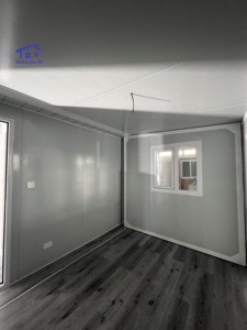 Maison en conteneur en acier de 40 pieds/20 pieds, extensible, imperméable, isolée, villa portable préfabriquée avec 2 à 4 chambres - Product Image 2