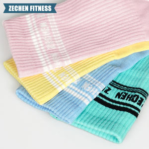 <span class=keywords><strong>Calcetines</strong></span> <span class=keywords><strong>CrossFit</strong></span> para mujer, <span class=keywords><strong>Calcetines</strong></span> antideslizantes para exteriores, <span class=keywords><strong>calcetines</strong></span> deportivos de rizo para exteriores, <span class=keywords><strong>calcetines</strong></span> deportivos de élite, calcetín <span class=keywords><strong>CrossFit</strong></span> personalizado - Product Image 4