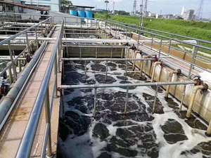 Polyacrylamide cationique CPAM de qualité industrielle à haute efficacité, pureté de 99 %, vente en gros, déshydratation des boues, <span class=keywords><strong>eau</strong></span>, directement de l'usine - Product Image 2