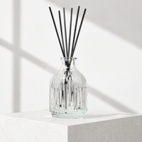 Bouteilles en verre transparent écologiques avec bouchon personnalisé imprimé pour l'emballage d'huiles essentielles, pot à bougie parfumée, diffuseur d'arômes