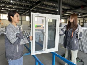 Desain Kisi Kaca Besar Gaya Amerika Desain Grill Bingkai Hitam PVC Seri Geser Eropa 62 Keamanan Kaca Jendela Pintu Ki - Product Image 2