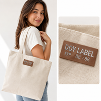 Patchs cousus souples Vente en gros Étiquette de chemise avec logo en TPU gaufré 3D personnalisée Étiquette en cuir PU marron pour sacs à main
