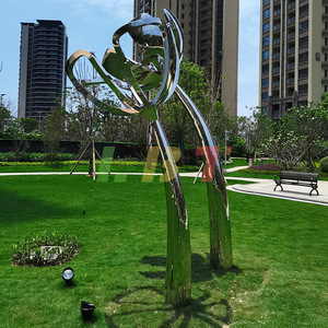 Libit Stainless Steel Petal Sculpture Outdoor Garden Art Mirror Finish Abstract Lotus Shape Handmade Customizable - Product Image 4