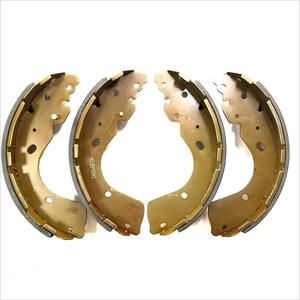 ชุดผ้าเบรกหลัง D4060-EB70A สำหรับรถยนต์นิสสัน นาวาร่า D40 ฟรอนเทียร์ พาธไฟน์เดอร์ ใช้แทนผ้าเบรกดรัม - Product Image 1