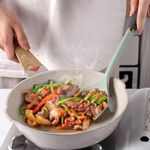 Non-Stick Wok Spatula Large Silicone <b>Cooking</b> Utensil For Frying Stirring High Temperature Resistant Kitchen Tool - Product Image 1