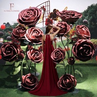 Roses artificielles géantes en papier, fleurs de la marque Flyingflower, respectueuses de l'environnement, décoration intérieure pour les mariages, la Saint-Valentin, couleur bordeaux