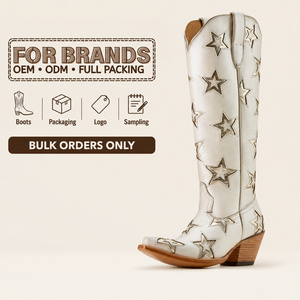 Botas Vaqueras <span class=keywords><strong>CHENO</strong></span> con Diseño Único Cortado a Láser para Mujer, Colección de Diseñador - Product Image 1