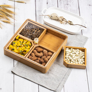 Bandeja cuadrada de bambú y madera para frutas secas, 4 compartimentos con tapa para almacenamiento de té - Product Image 3