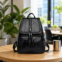 Sac de voyage pour femme tendance 2024 en PU avec pompon, sac à dos décontracté pour femme