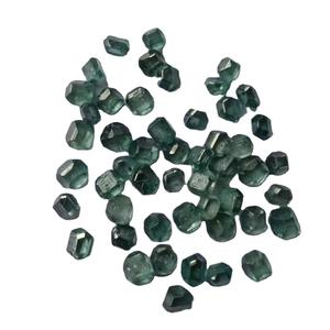 Diamant brut de laboratoire vert HPHT CVD non taillé pour la fabrication de bijoux et les applications en gemmologie - Product Image 6