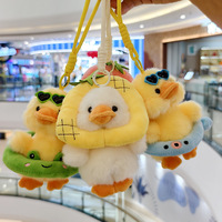 Porte-clés en peluche canard mignon de dessin animé, breloque de sac en peluche douce, cadeau d'anniversaire pour enfants, jouet en peluche en gros