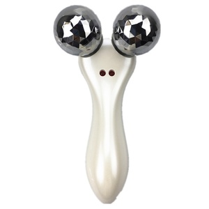 Rodillo Masajeador Facial 4D con Microcorriente, Recargable, Dispositivo de Belleza para Lifting Facial y Corporal - Product Image 2