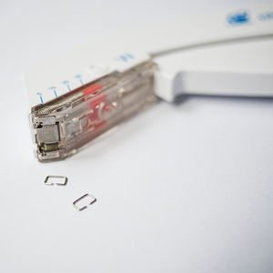 Alat Penjahit Kulit Sekali Pakai Medis Bedah Manual Berkualitas Tinggi 35W dan Penghilang Staples Harga Terbaik - Product Image 5