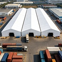 Grandes fermes avicoles, bâtiments d'élevage préfabriqués, hangars pour vaches, moutons, bovins, chèvres laitières, abris pour volailles