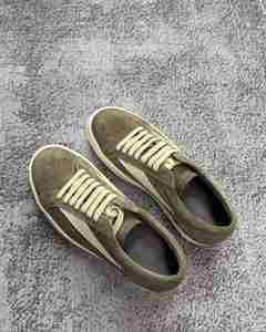 Zapatos Deportivos para Caminar con Diseño Retro, Amortiguación, Antideslizantes, Parte Superior de Gamuza, Suela Gruesa, de Alta Calidad y Lujo - Product Image 3