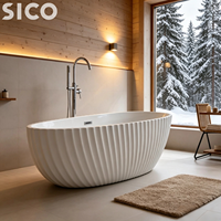 Baignoire SICO 1,7 m blanche à rayures verticales cannelées, baignoire de trempage en surface solide, baignoire de luxe pour villa, hôtel boutique, salle de bain