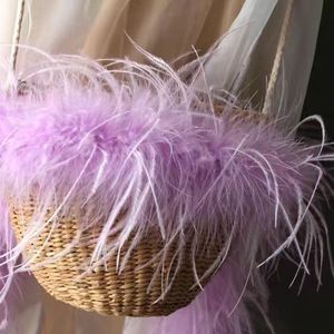Boa en Plumes d'Autruche Teintes Écologiques 1 Plis, Non Toxique, pour la Mode Durable et les Projets Artisanaux - Product Image 2