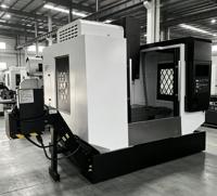 Centre d'usinage vertical CNC haute précision VMC640 3/4 axes, broche 5,5 kW BT30, GSK, prix compétitif