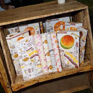 Papier ciré imprimé personnalisé biodégradable 100% dégradable résistant à la graisse pour l'emballage alimentaire du pain et des frites à emporter - Product Image 1