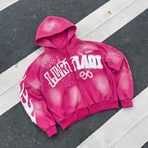 Sweat à capuche homme style streetwear automne, personnalisé avec strass, impression DTG, logo brodé, effet délavé soleil, coupe lourde - Product Image 1