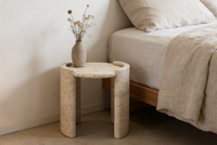 Table en travertin beige à texture naturelle |   Table d'appoint/table à thé moderne, polie, imperméable, pour l'intérieur, ambiance décontractée, essentielle