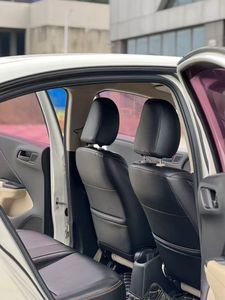 Voitures d'<span class=keywords><strong>occasion</strong></span> Honda GREIZ Comfort 2017, essence 92, 185 km/h, 5 places, intérieur cuir foncé, antenne <span class=keywords><strong>aileron</strong></span> de requin R15, <span class=keywords><strong>voiture</strong></span> urbaine pratique - Product Image 5