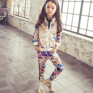 Vestidos Largos de Marca Express Clothing Disponibles en Línea, Últimos Trajes Punjabi para Chicas - Product Image 1