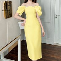 Robe de soirée longue moulante jaune élégante à épaules dénudées avec bordure de perles et manches bouffantes, personnalisable, marque privée OEM pour femme