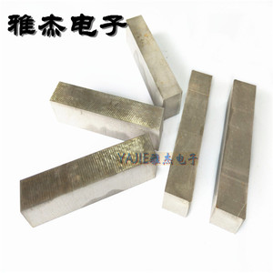 Machine de découpe au jet d'eau Ya Jie 5 axes CNC pour la découpe de métaux (cuivre, aluminium, acrylique, mousse) haute précision - Product Image 3