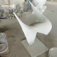 Fontaine murale d'intérieur en fibre de verre avec effet de chute d'eau, œuvre d'art abstraite en PRV pour hall d'entrée