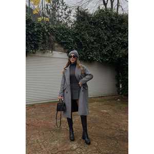 Gabardina Negra Cruzada con Capucha Desmontable, Transpirable y Elegante, Diseño con Botones, Talla XL - Product Image 3