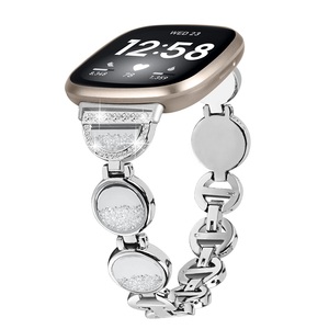<span class=keywords><strong>Fitbit</strong></span> <span class=keywords><strong>Versa</strong></span> <span class=keywords><strong>3</strong></span>/Sense <span class=keywords><strong>Versa</strong></span> 4/Sense 2 Quicksand Glitter Diamond Metal Watch Band用のユニークな円形デザインのステンレススチールストラップ - Product Image 2
