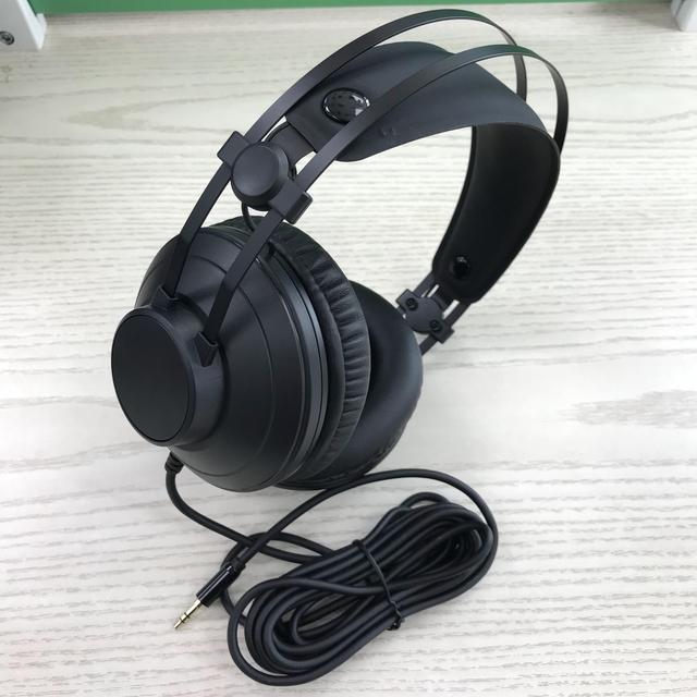 Professional Studio Headphones with Precision Sound High-Fidelity Monitoring for Music Production Studios and Critical Listening