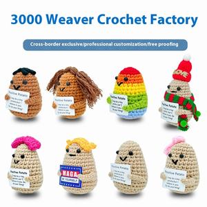 Diseño moderno tejido a mano TARJETA DE Navidad Doctor sombrero ornamento colorido patrón Vertical muñecas de patata <span class=keywords><strong>para</strong></span> decoración del hogar cuerda - Product Image 5