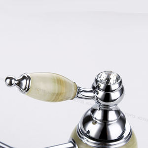 Grifo de Lavabo de Latón de Grado A con Acabado en Oro Titanio y Jade, Mezclador Giratorio para Hotel, Grifo de Agua Moderno de un Solo Orificio - Product Image 6