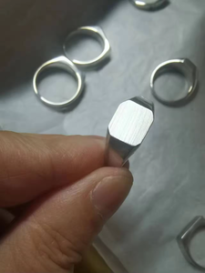 Gioielli in <span class=keywords><strong>argento</strong></span> <span class=keywords><strong>925</strong></span> personalizzati con nomi di fidanzamento inciso anello di nozze inciso per <span class=keywords><strong>coppia</strong></span> - Product Image 2