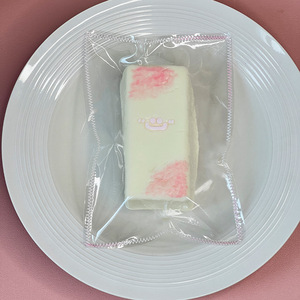 Nouveaux Jouets à Presser en Silicone de Qualité Alimentaire, Réalistes, 9 cm, en Forme de Bâtonnets de Fromage au Goût de Yaourt avec Visage Souriant, Jouets Anti-Stress pour Tous les Âges - Product Image 1