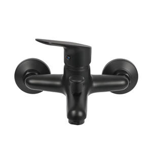 Rubinetto Monocomando Moderno Nero Opaco di Tendenza, Adatto per Lavello Cucina, <span class=keywords><strong>Lavabo</strong></span> e Doccia, in Lega di Zinco Massiccia - Product Image 3