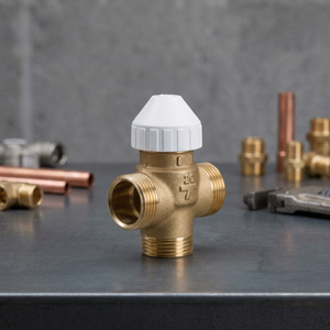 Vanne de régulation filetée à trois voies Watts DN20 KVS 2.8 pour ventilo-convecteur PN16 24V/230V Eau OEM Garantie 2 ans - Product Image 3